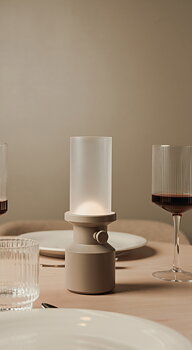 VINGA Niori RCS bordslampa