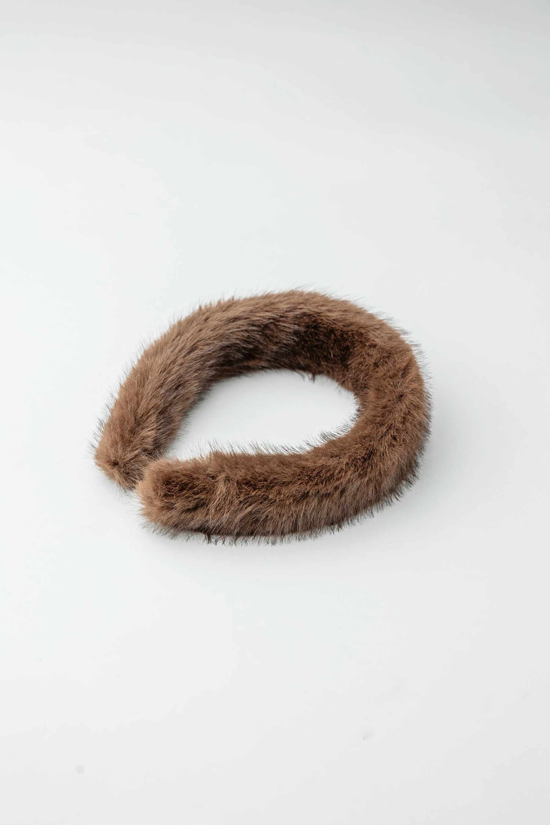 Anais Diadem Brown