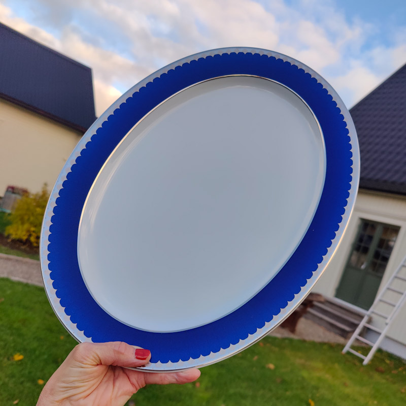 Marianne Royal Blue Serveringsfat från Fyrklövern