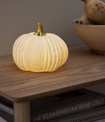 Pumpa i porslin med belysning 15 cm - batteri