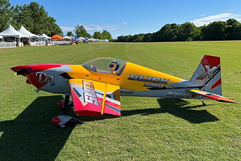 Extreme Flight 105,5inch Slick 580 EXP V2 - Cub Yellow/Red/Grey 2,67m