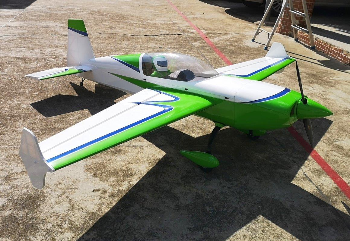 Extreme Flight 91inch Extra 300 V2 EXP - Green 2,31m - 2