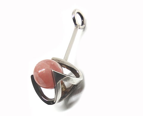 Silverhänge med rosa kryssolit