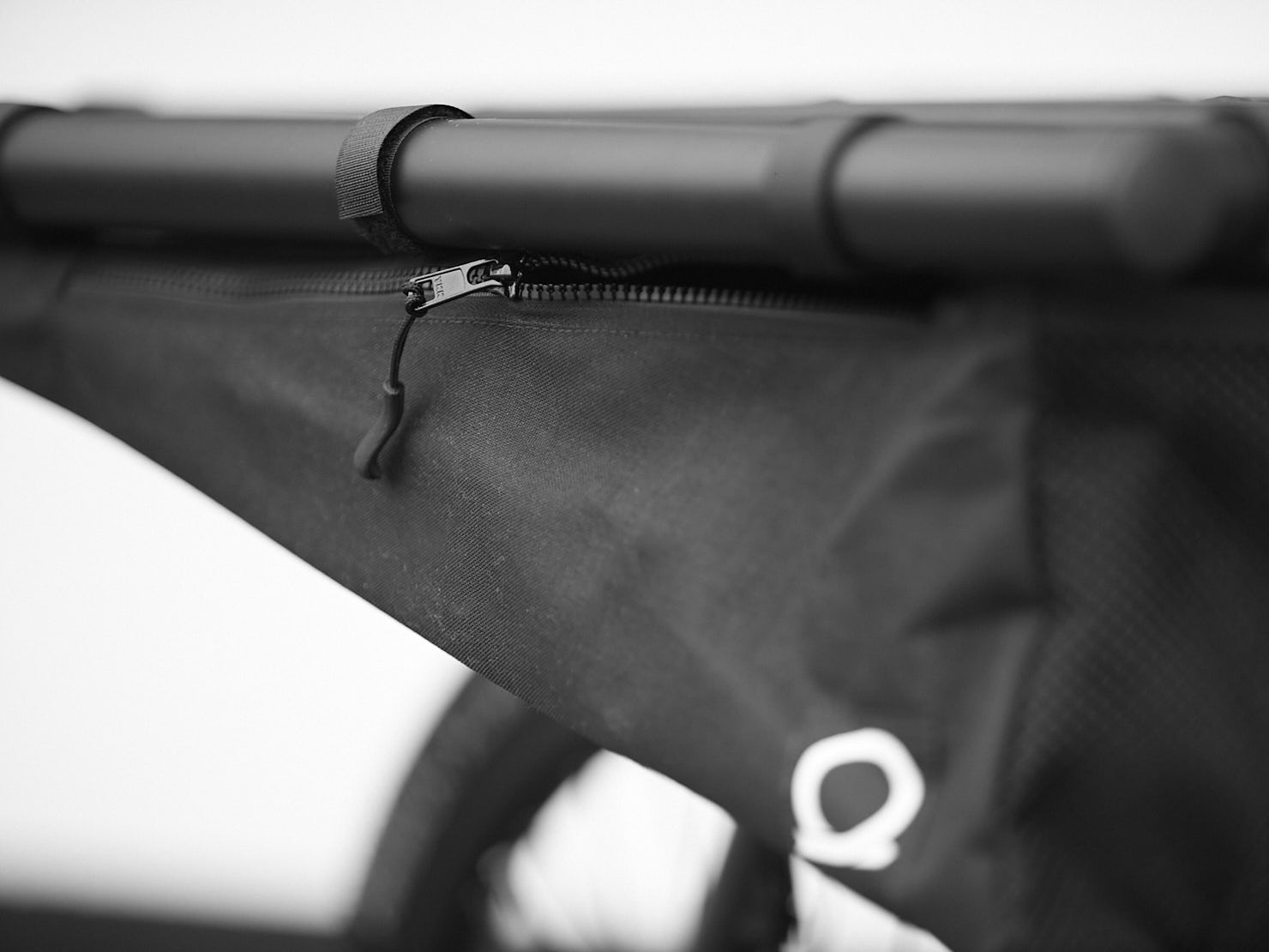 Omnium THE CARGO WEDGIE BAG - 2