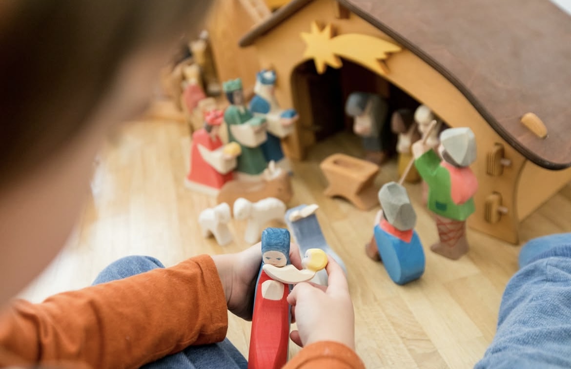 Herdar  -  set med tre små figurer till årstidsbordet från Ostheimer  - 3