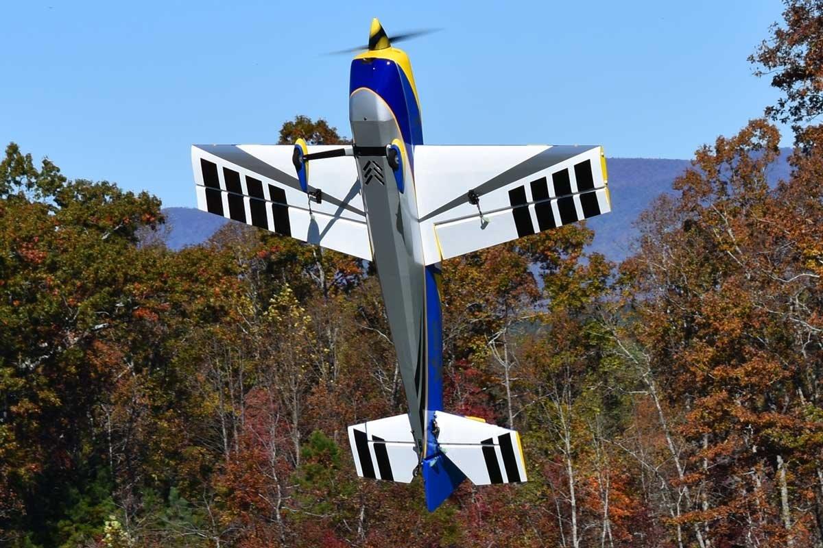 Extreme Flight 78inch Edge 540 - Blue/Yellow 1,98m - 4