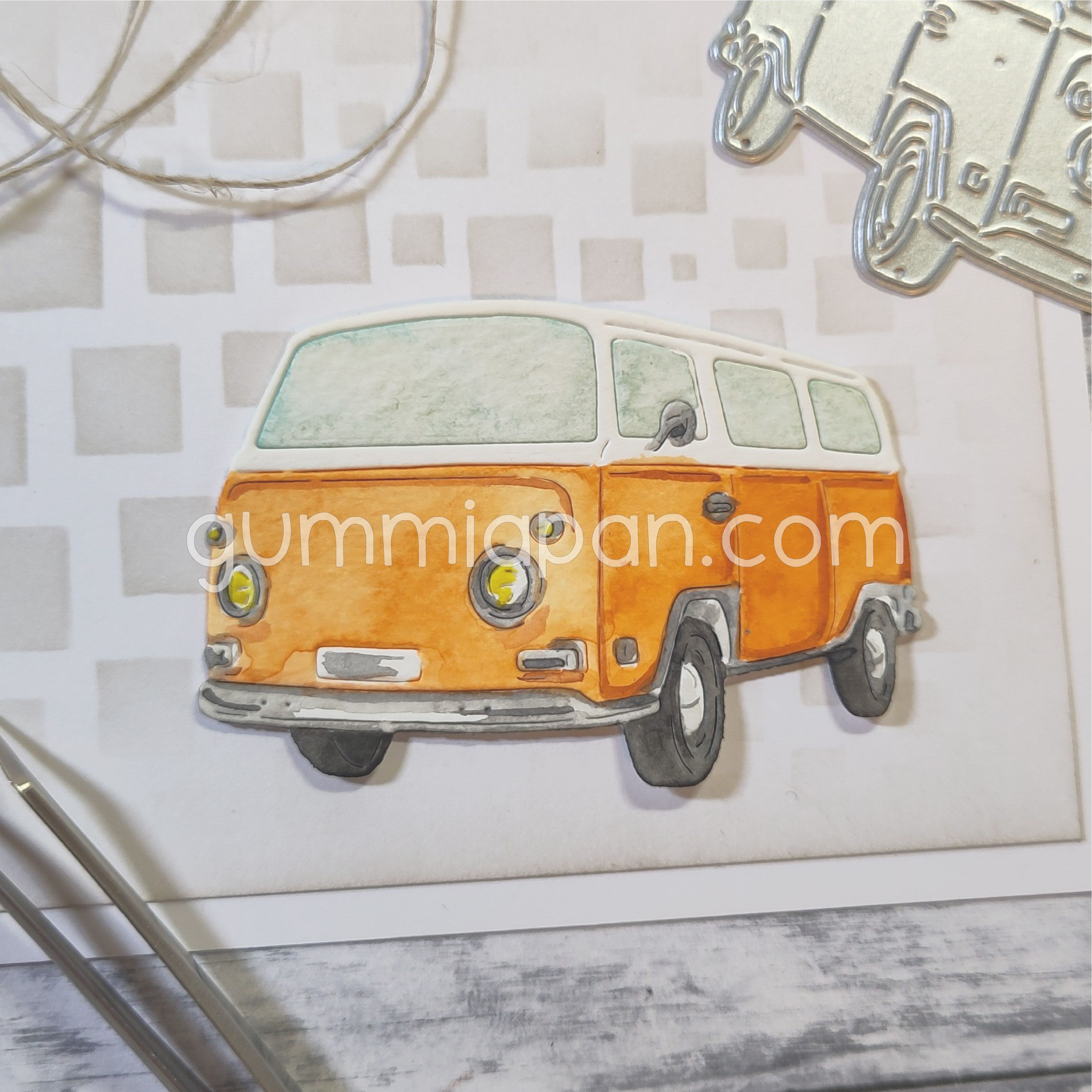 Gummiapan dies - Hippie Van