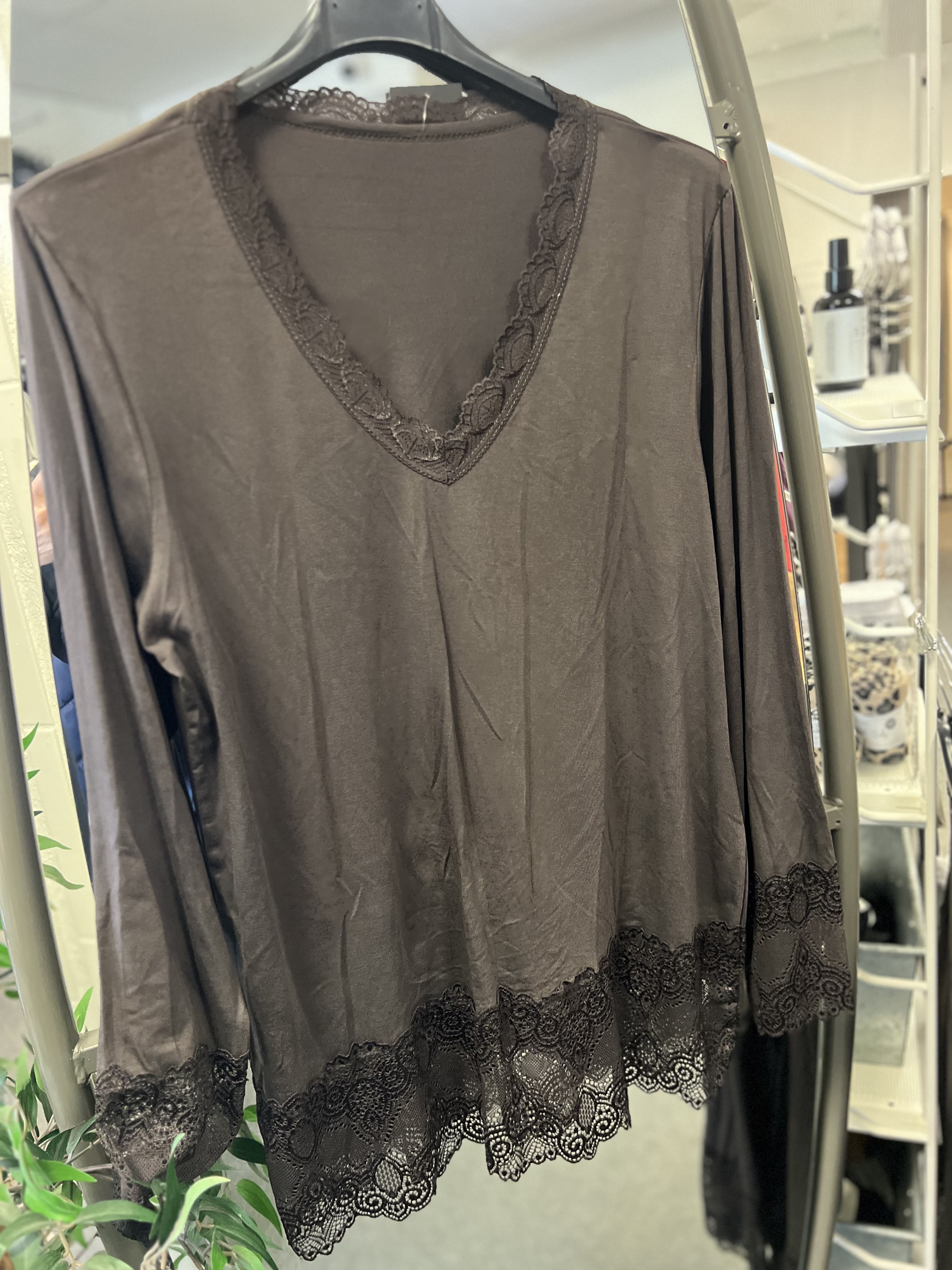 Chica London - Topp med Spets Brun - 2
