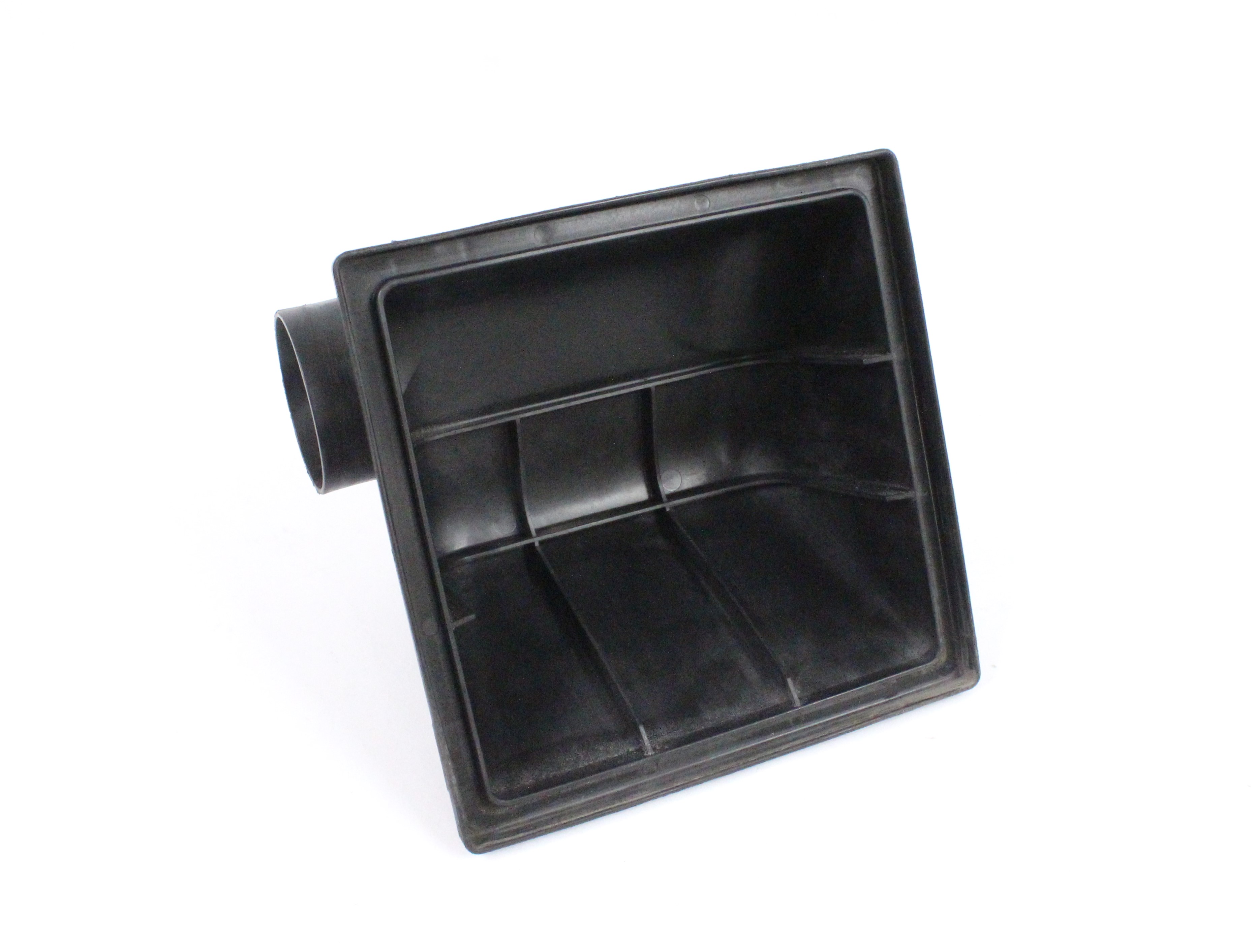 Lid, air filter housing 240 D24 - 3
