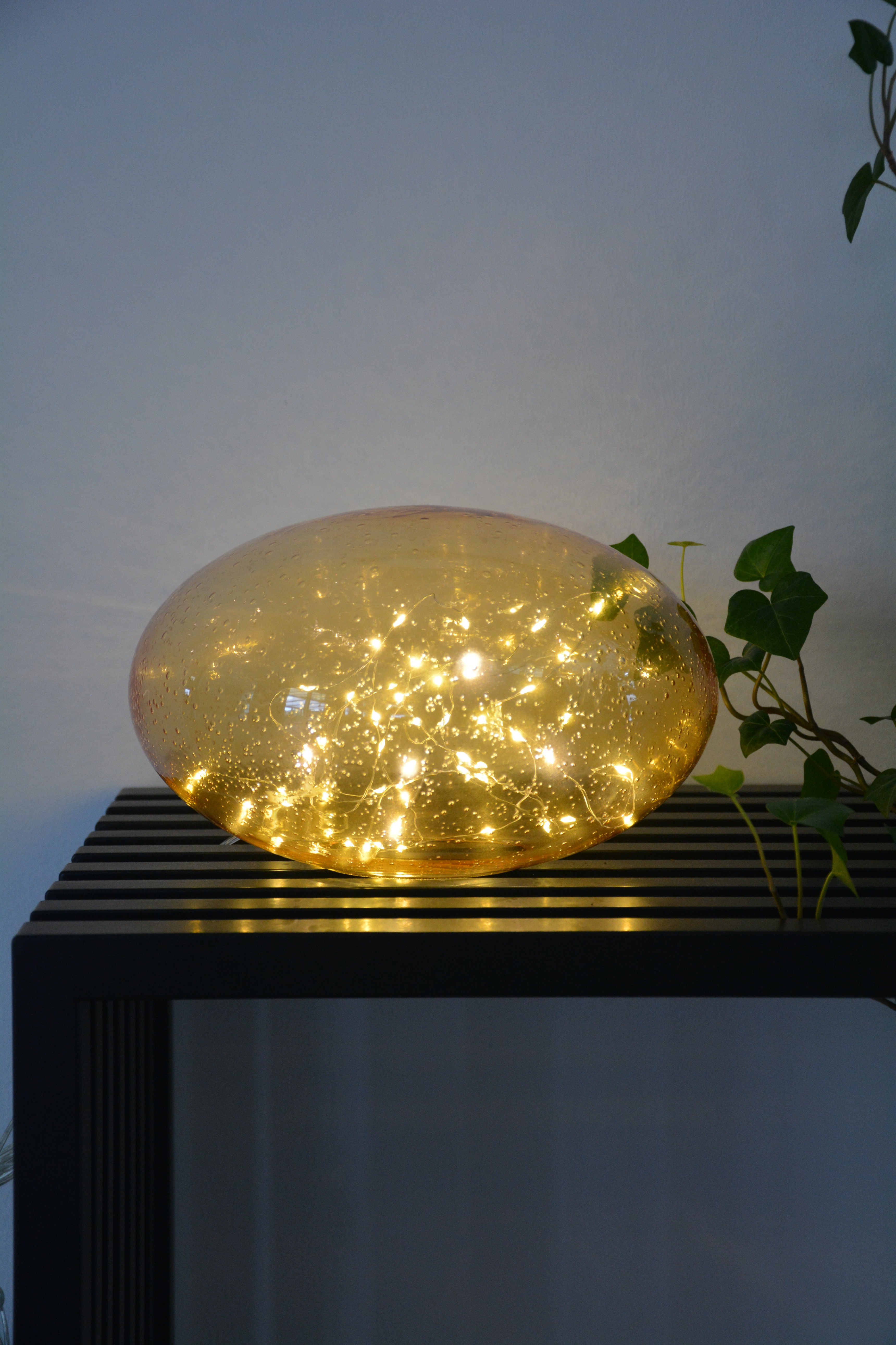 Lampa kupol i beige glas LED- belysning och timer