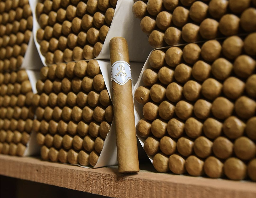 ADVentura The Royal Return Queen's Pearls Corona - 2