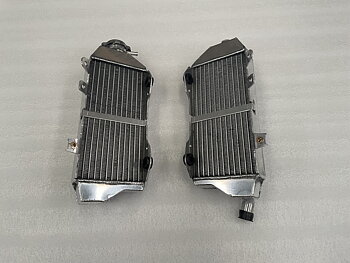 Kühler rechts und links für Kawasaki KX 250 4-T. 2025-