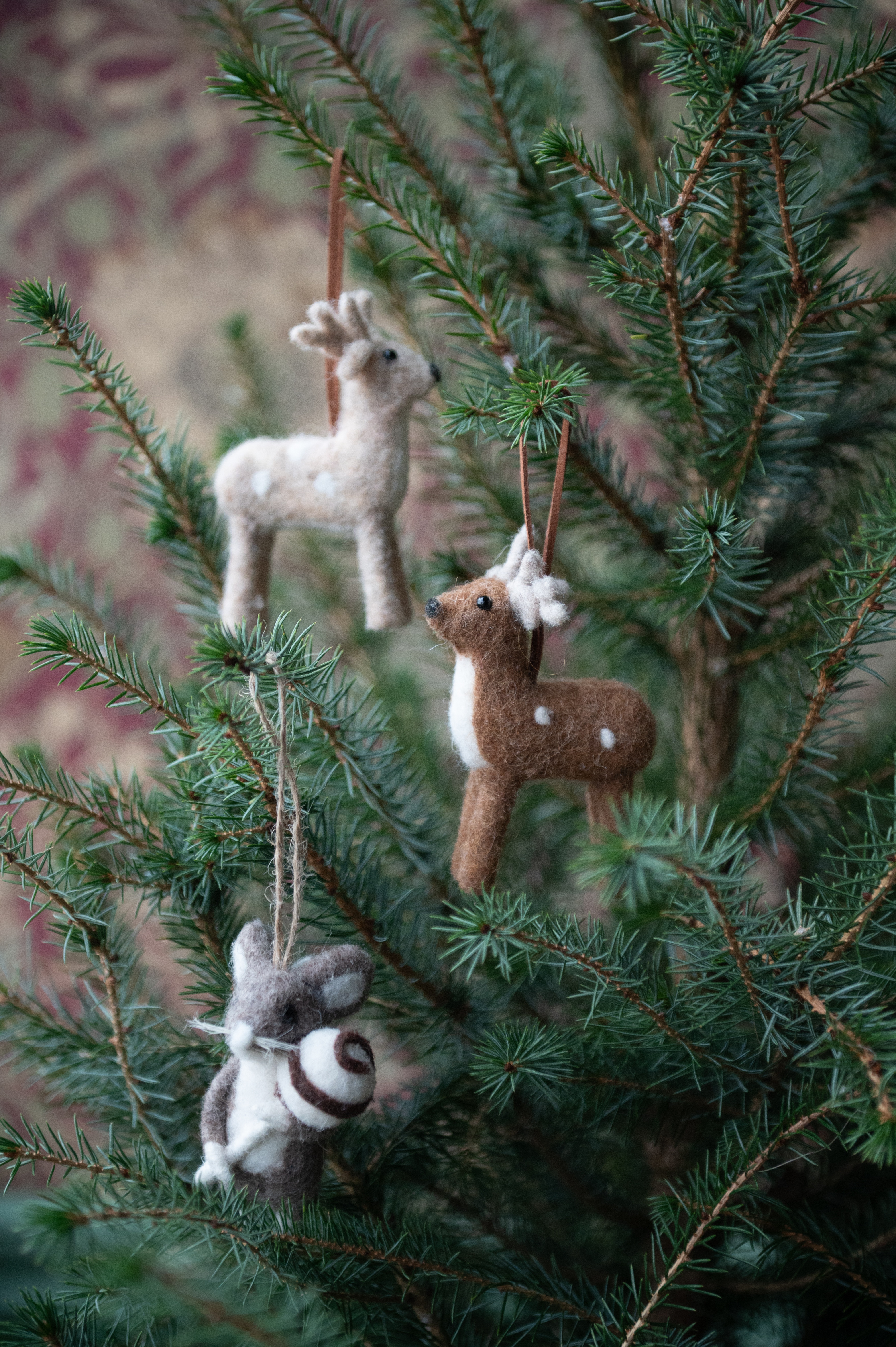 Wool animal - Deer/Reindeer - 6x11 cm - 1 piece