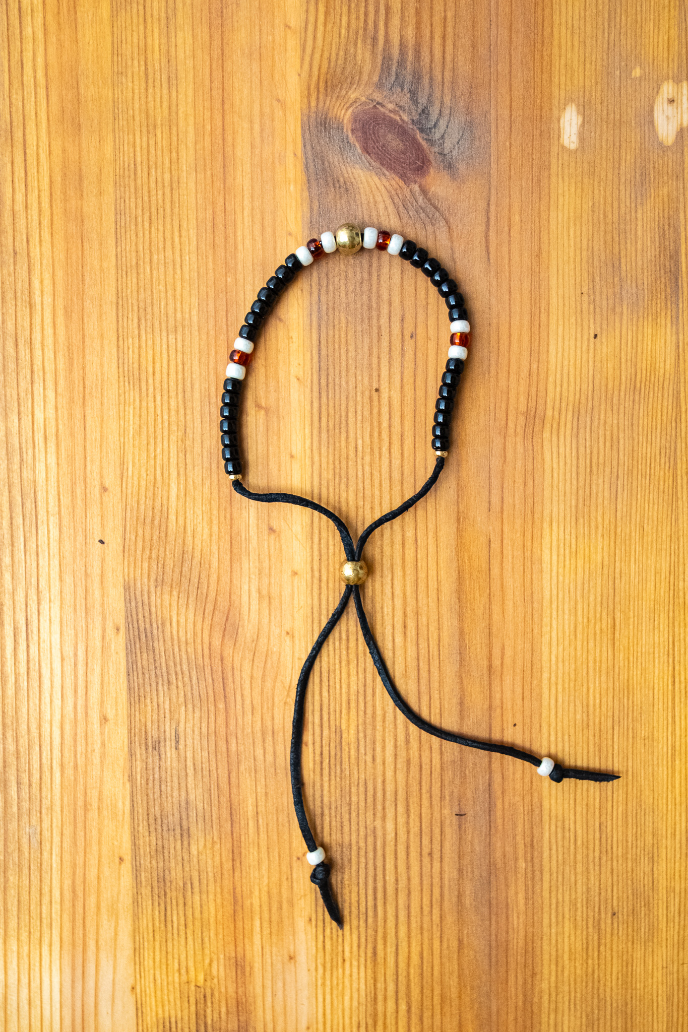 Kobashi Studio - Japanesee Beads Bracelet 5mm Black/Off-White/Orange