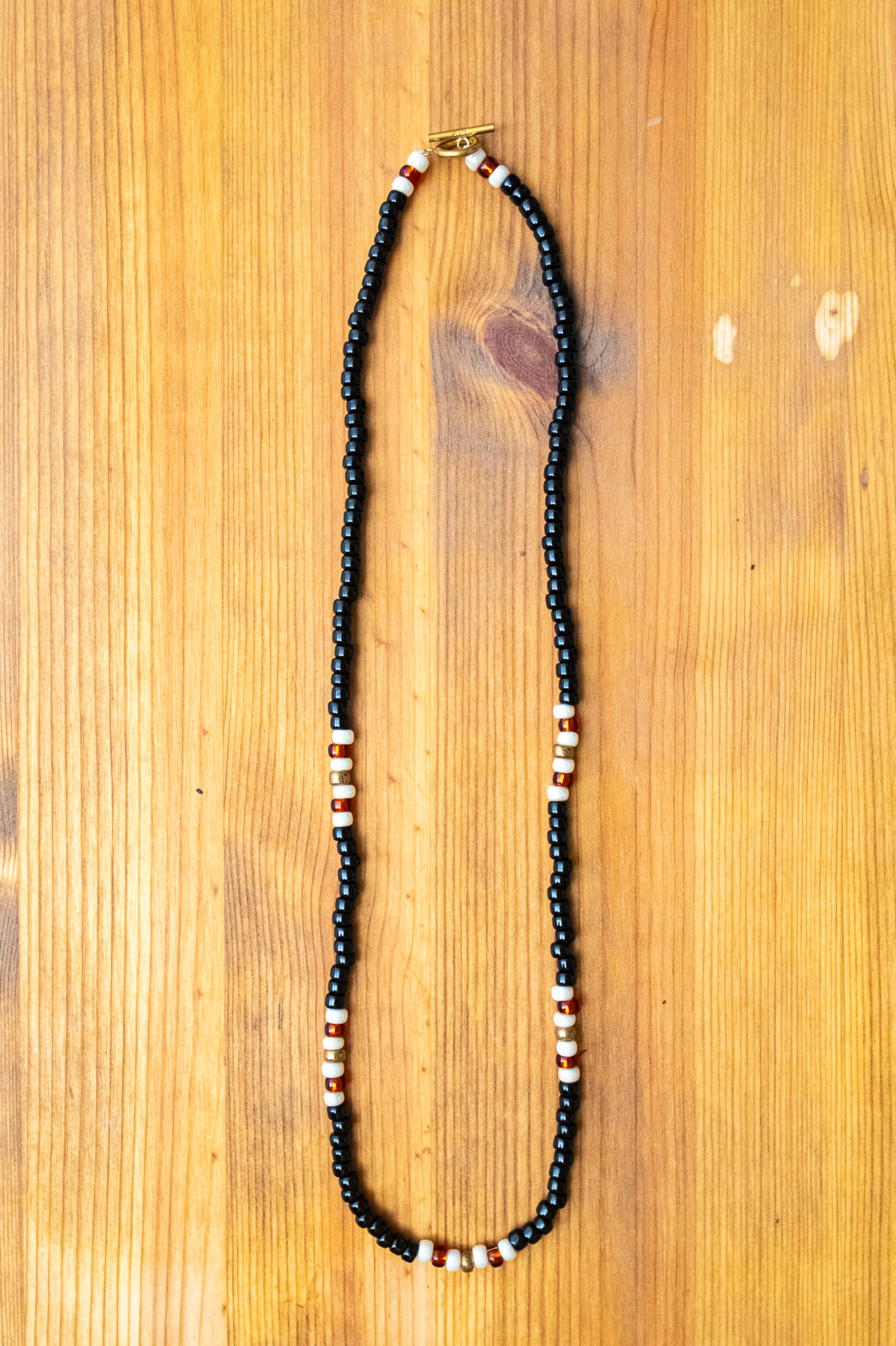 Kobashi Studio - Japanesee Beads Necklace 5mm Black/Off-White/Orange