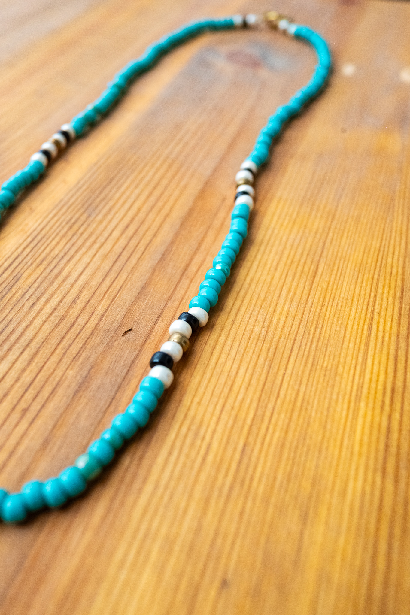 Kobashi Studio - Japanesee Beads Necklace 5mm Turquoise/Off-White/Black - 3