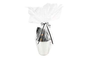 Champagnekylare med alkoholfritt bubbel, chips & tryfflar