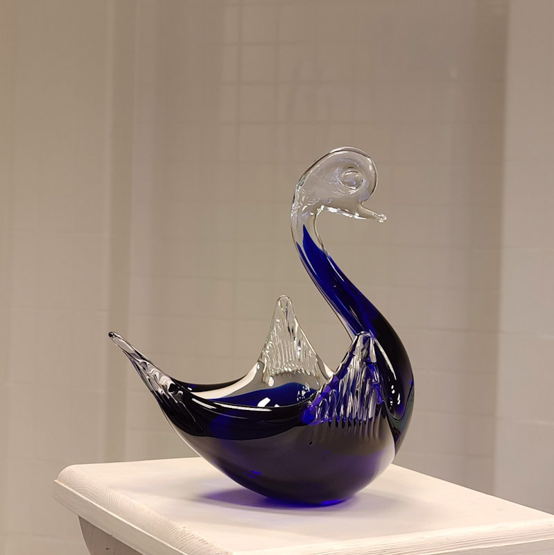 Skål figurin i glas