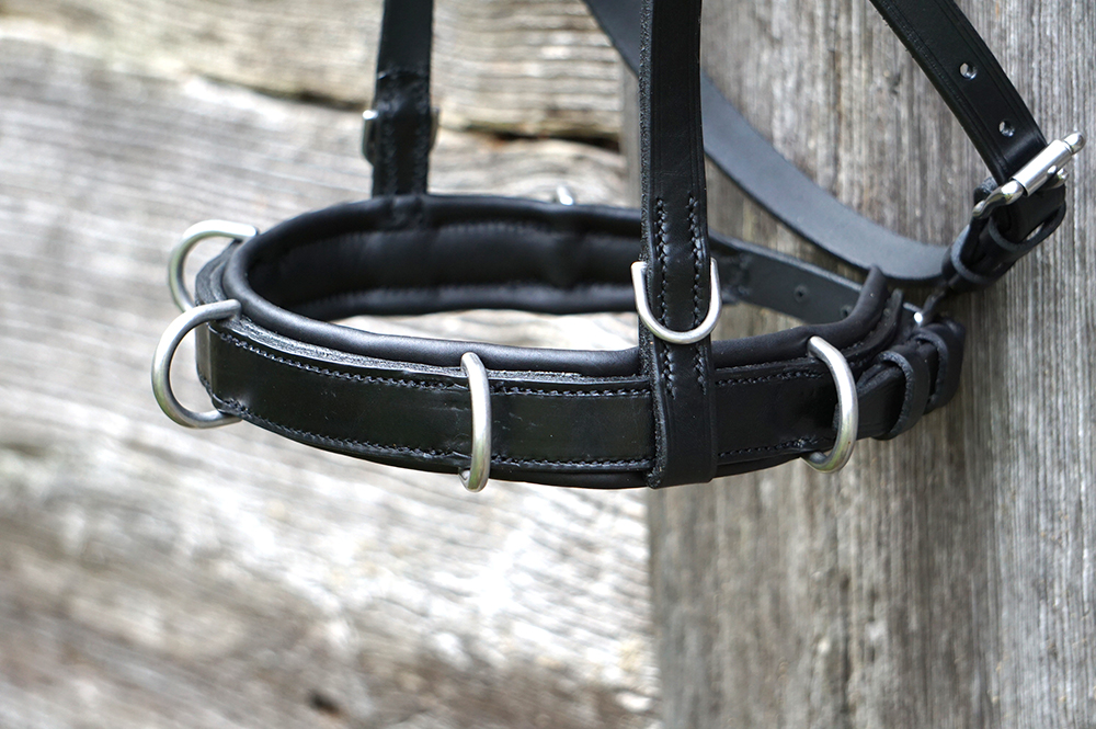 Opux® Working Cavesson (anatomical) 'Black Classic' - 12