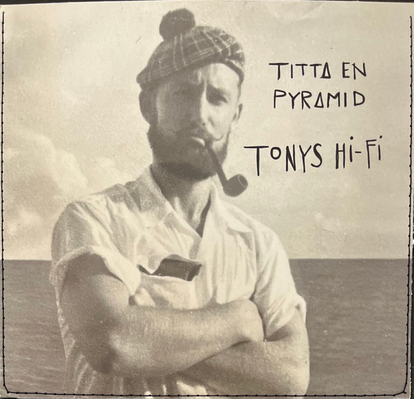 Titta en Pyramid - Tony's Hi-Fi