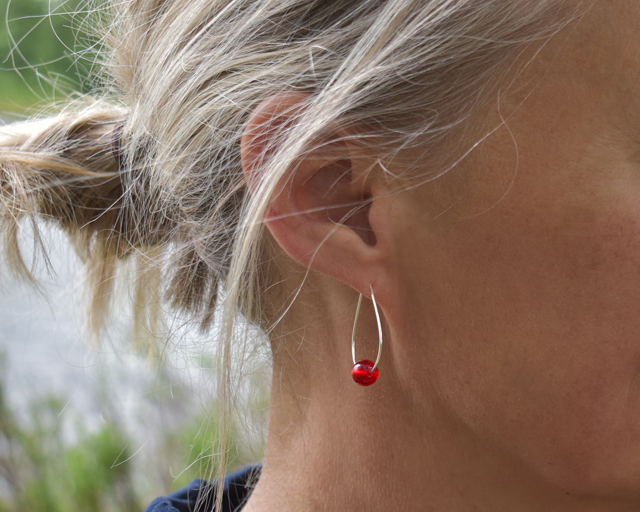 LEAF LINGON BERRY - red earrings gold plated - 3