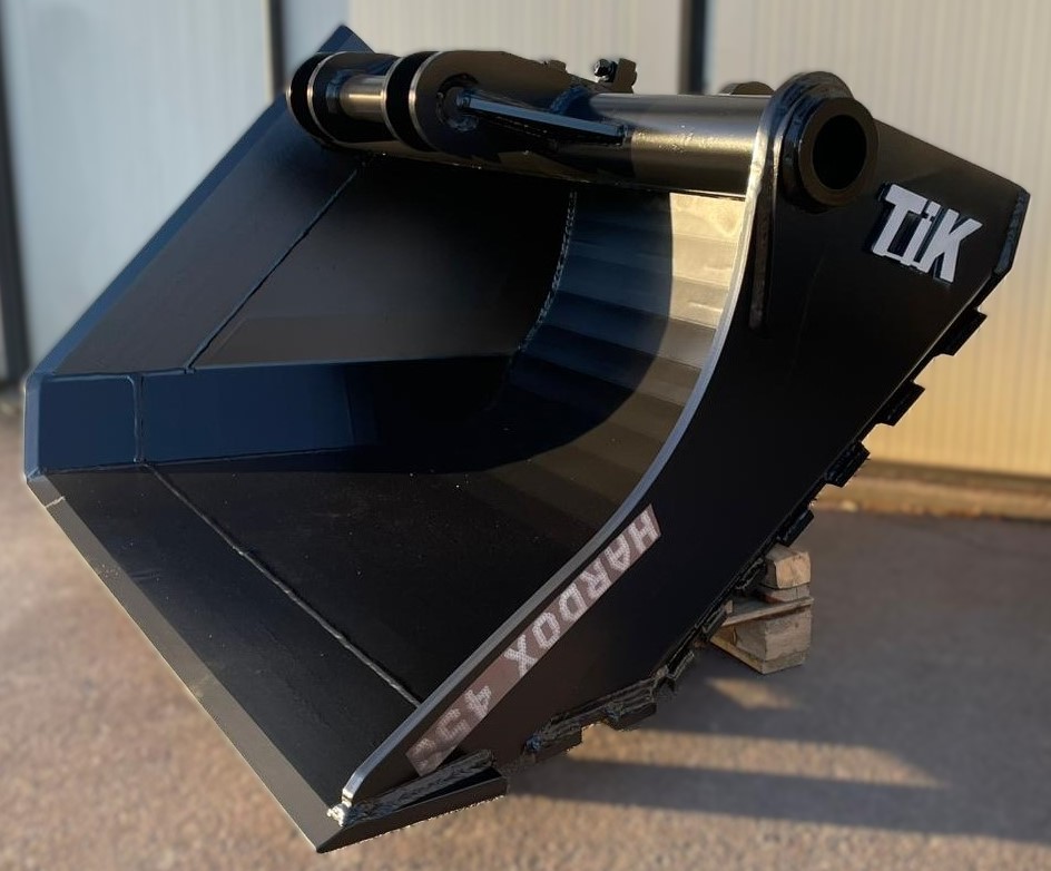 Vägverksskopa tre i en 650 liter, bredd 150 cm. S60, B20, SMP2 - 6