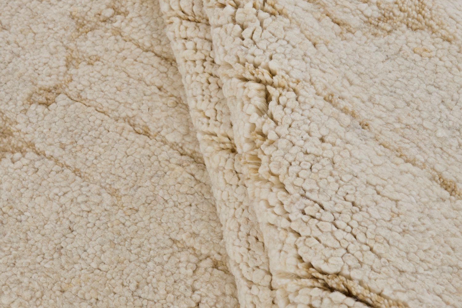 Amber White Multi - 4