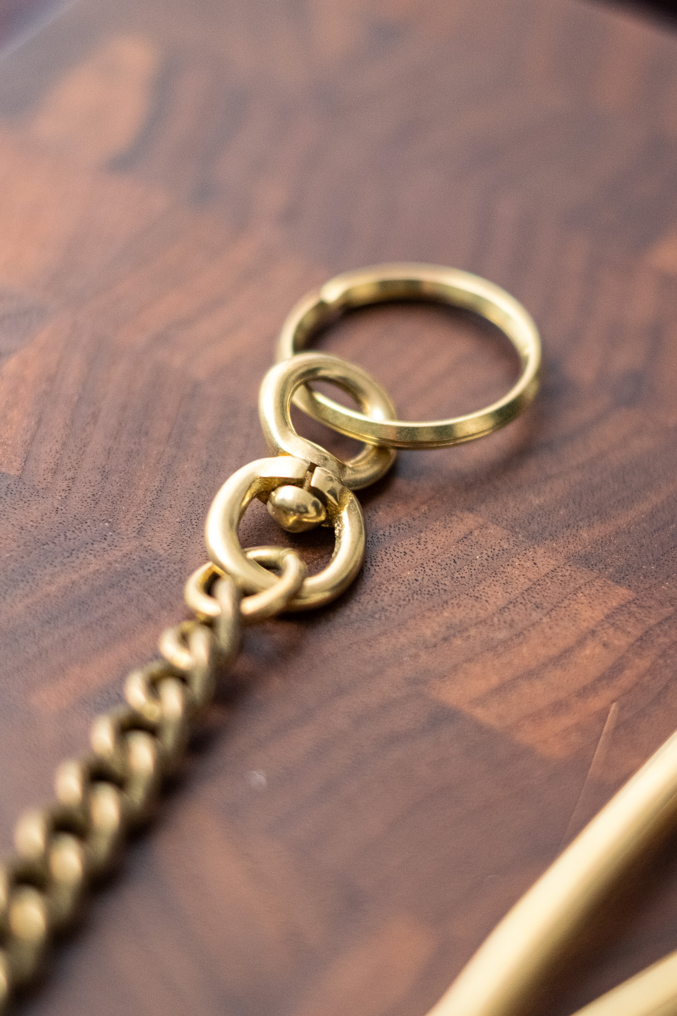 Kobashi Studio - Key Chain Twist Rolling Ring Brass - 4