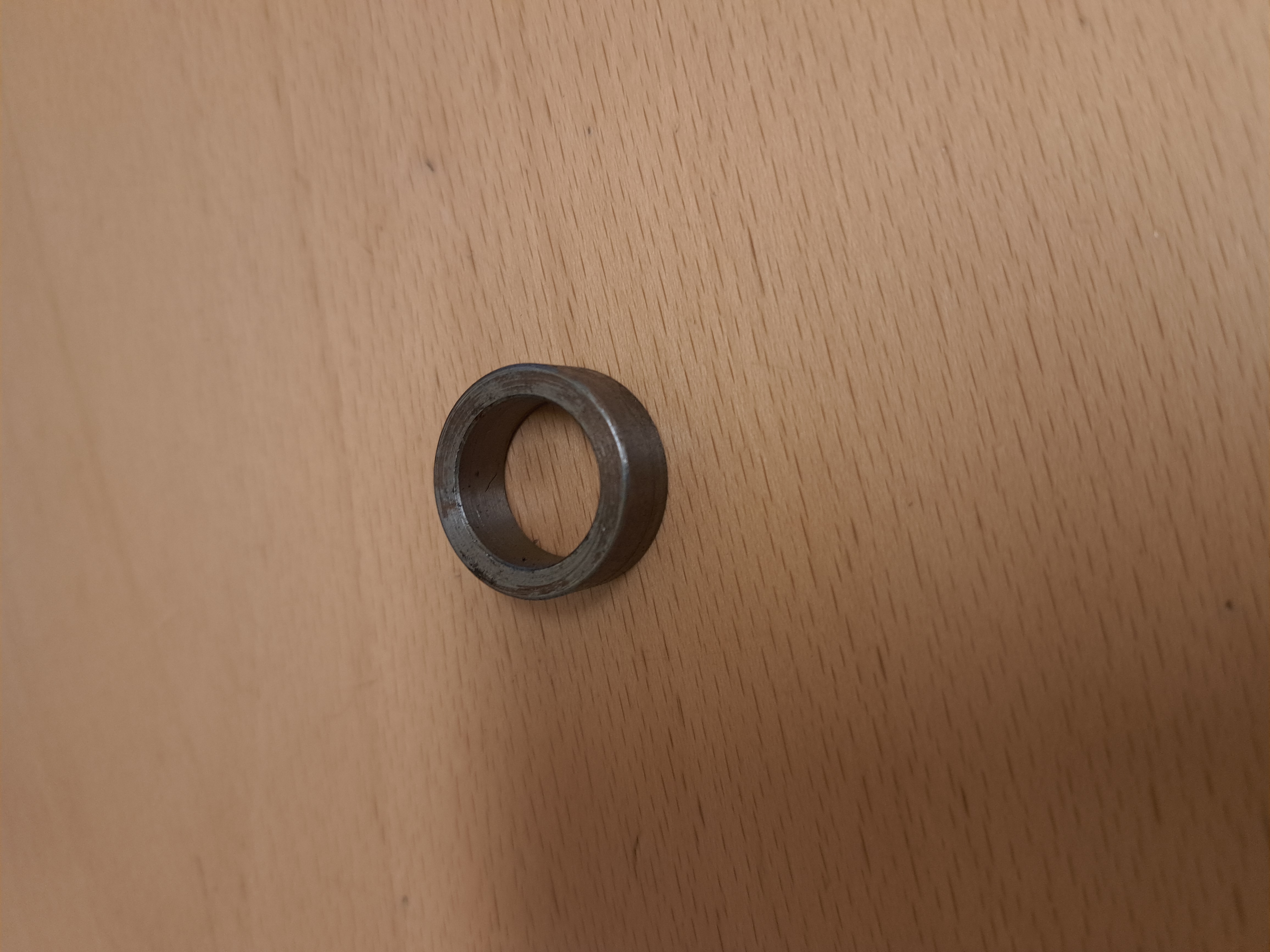Spacer sleeve