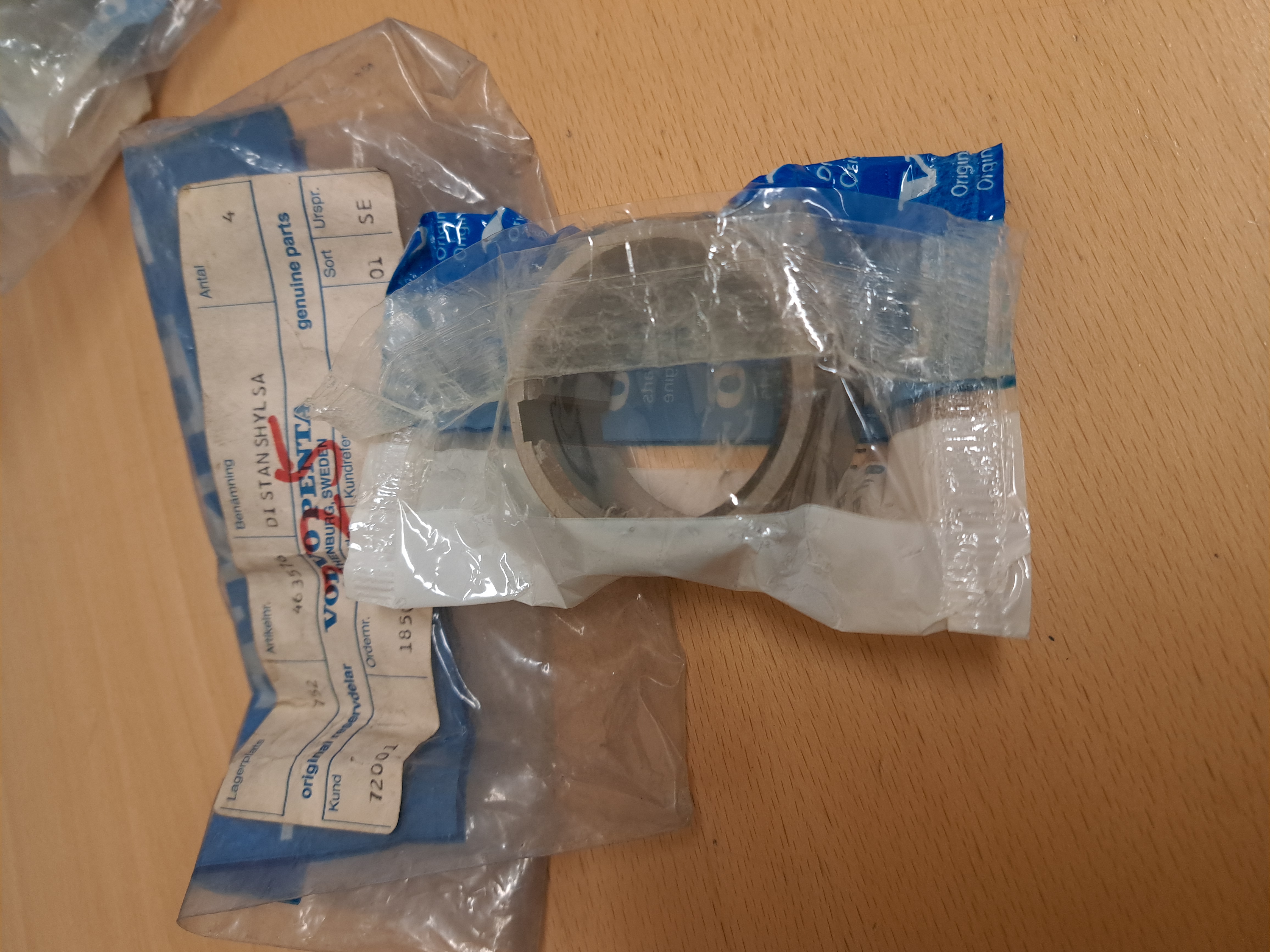 Spacer sleeve