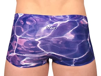 Mako Shorty Night Pool