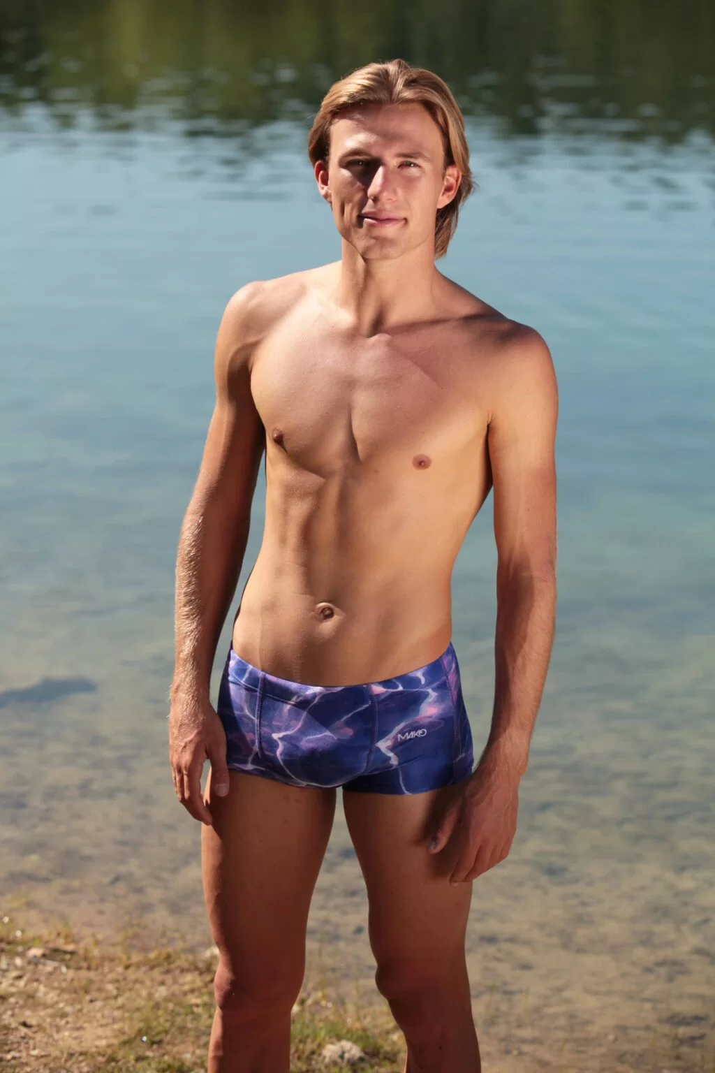 Mako Shorty Night Pool - 4