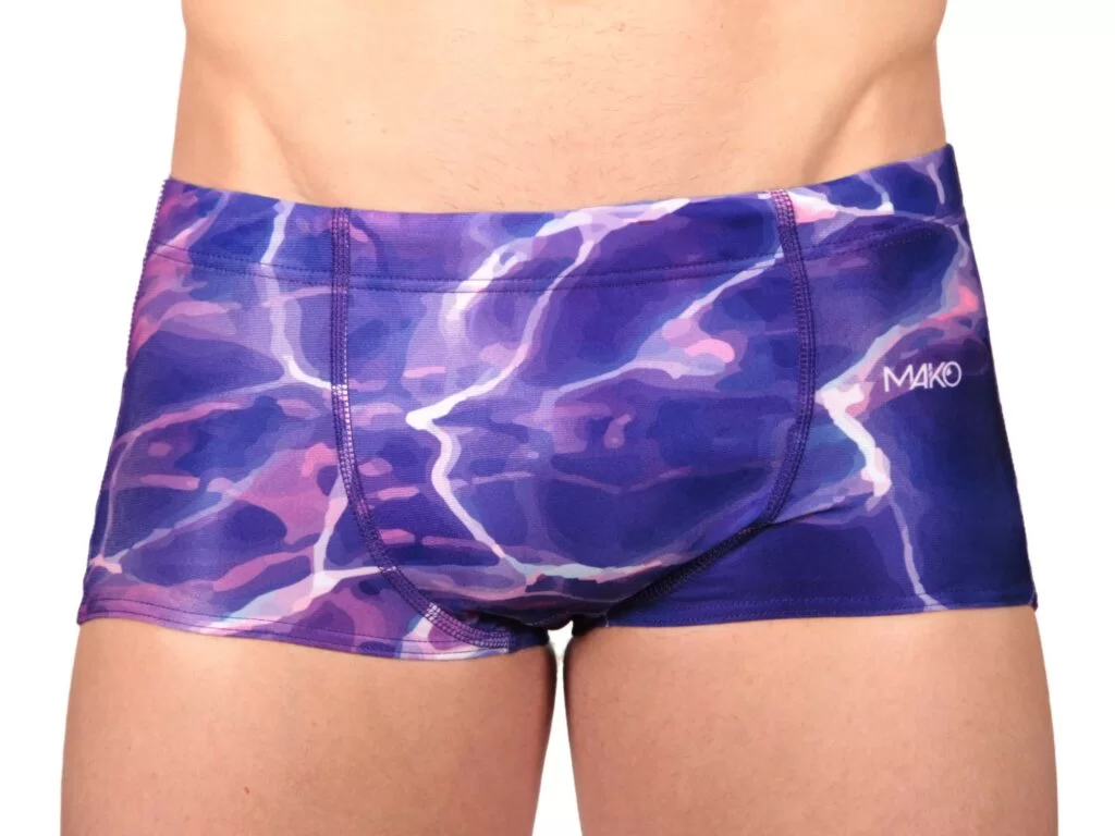 Mako Shorty Night Pool