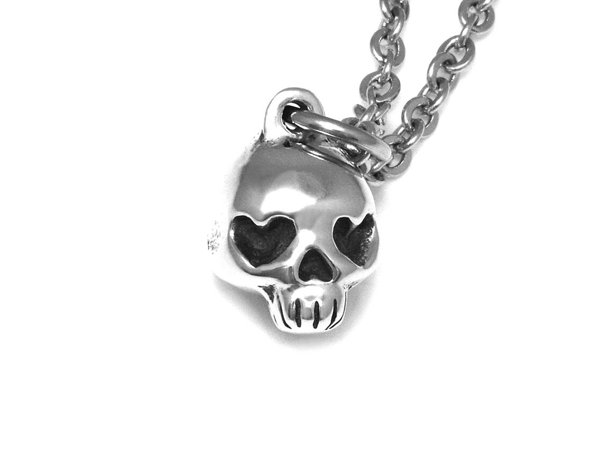 Döskalle med Hjärtformade Ögon Halsband, Handgjort Kranium Smycke