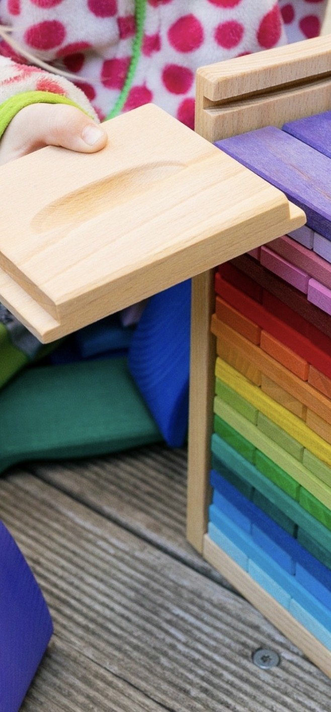 Glückskäfer Träleksak Byggstavar Regnbåge Box - Hållbar Waldorf & Montessori-leksak  - 4