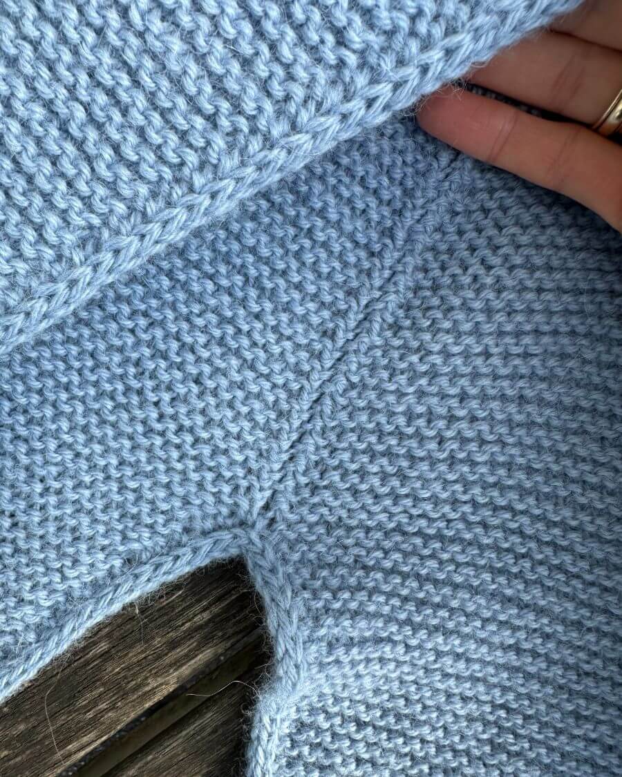 PetiteKnit Sophie Hood (17 m rätstick st 5) - 5