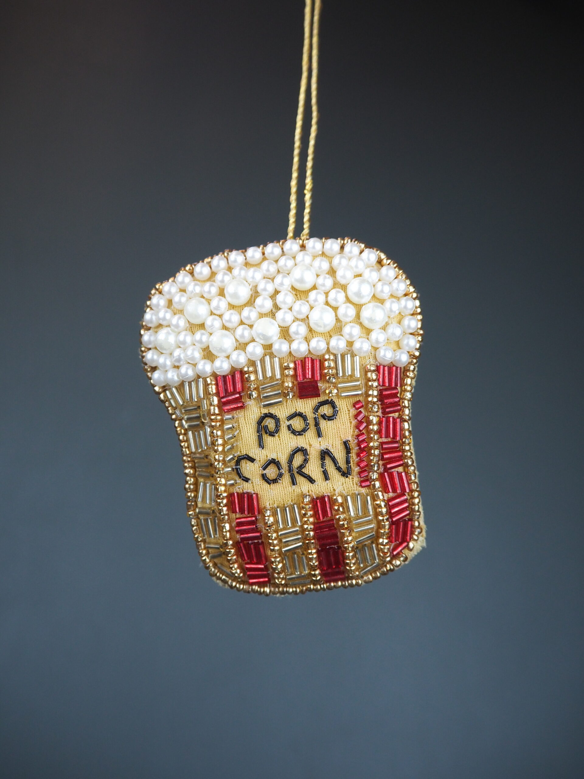 Christmas ornament popcorn