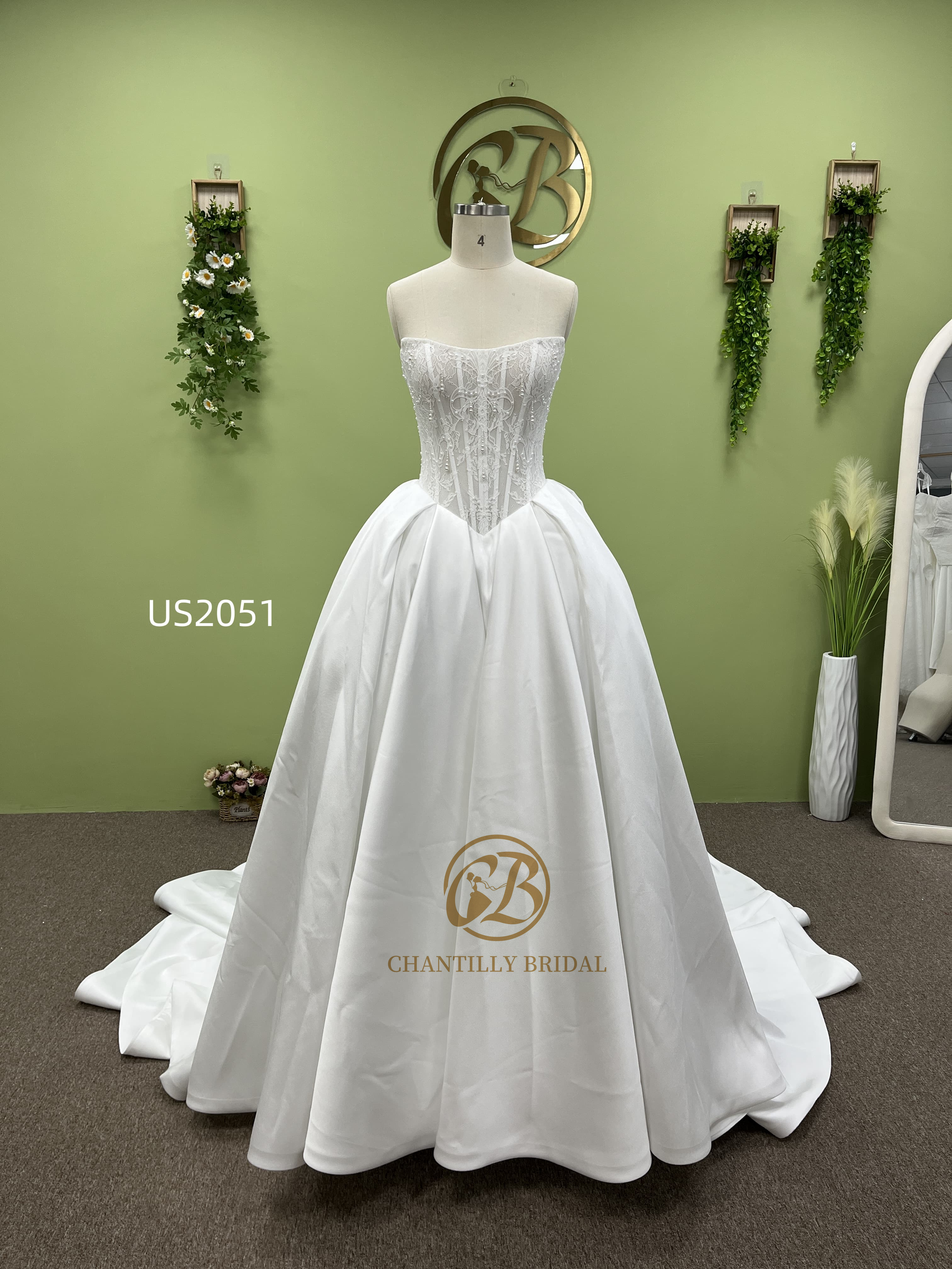 Chantilly Bridal  US2051
