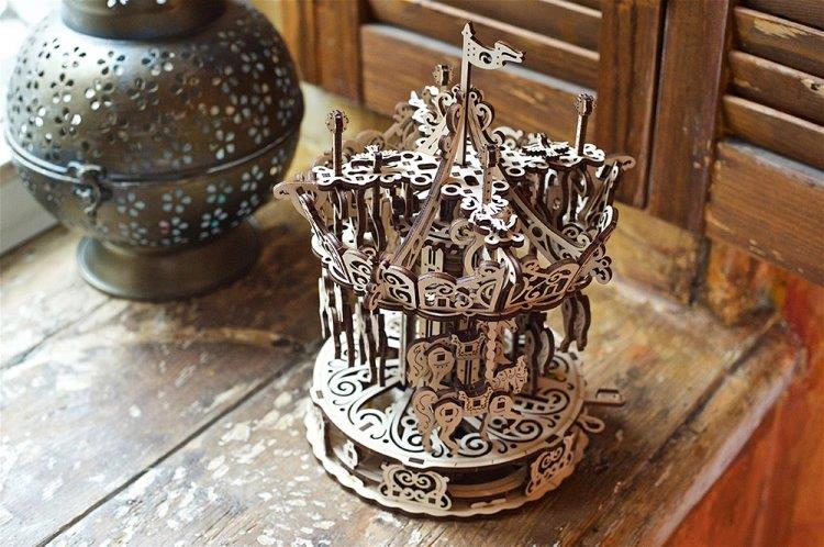 Ugears Carousel - 10