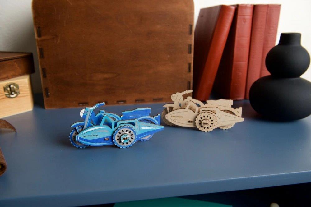 Ugears Coloring Hagrid´s Flying Motorbike - 5