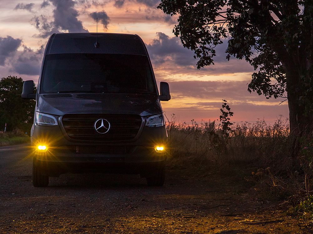 Mercedes Sprinter 2018+ - Carbon-2 Drive | Tåkelyspakke - 8