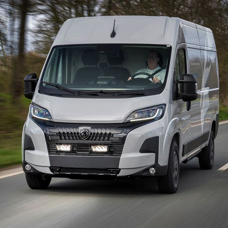 Peugeot Boxer 2024+ Grille Kit - Triple-R 750 | Varsellys