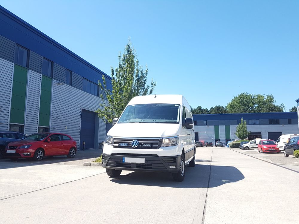 VW Crafter 2017+ Grille Kit - Triple-R 750 | Advarselslys - 11