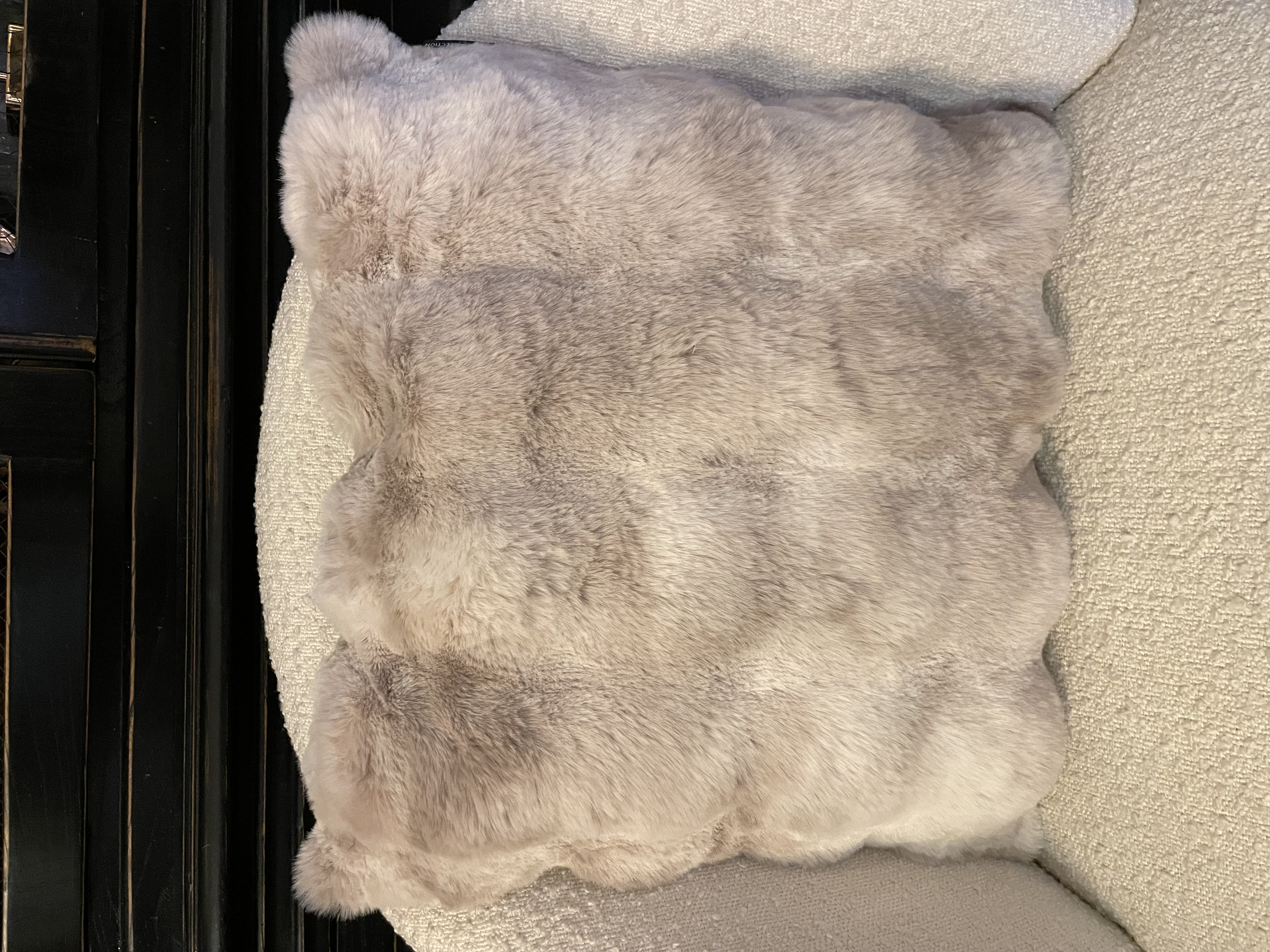 Misty Cushion M - Sand