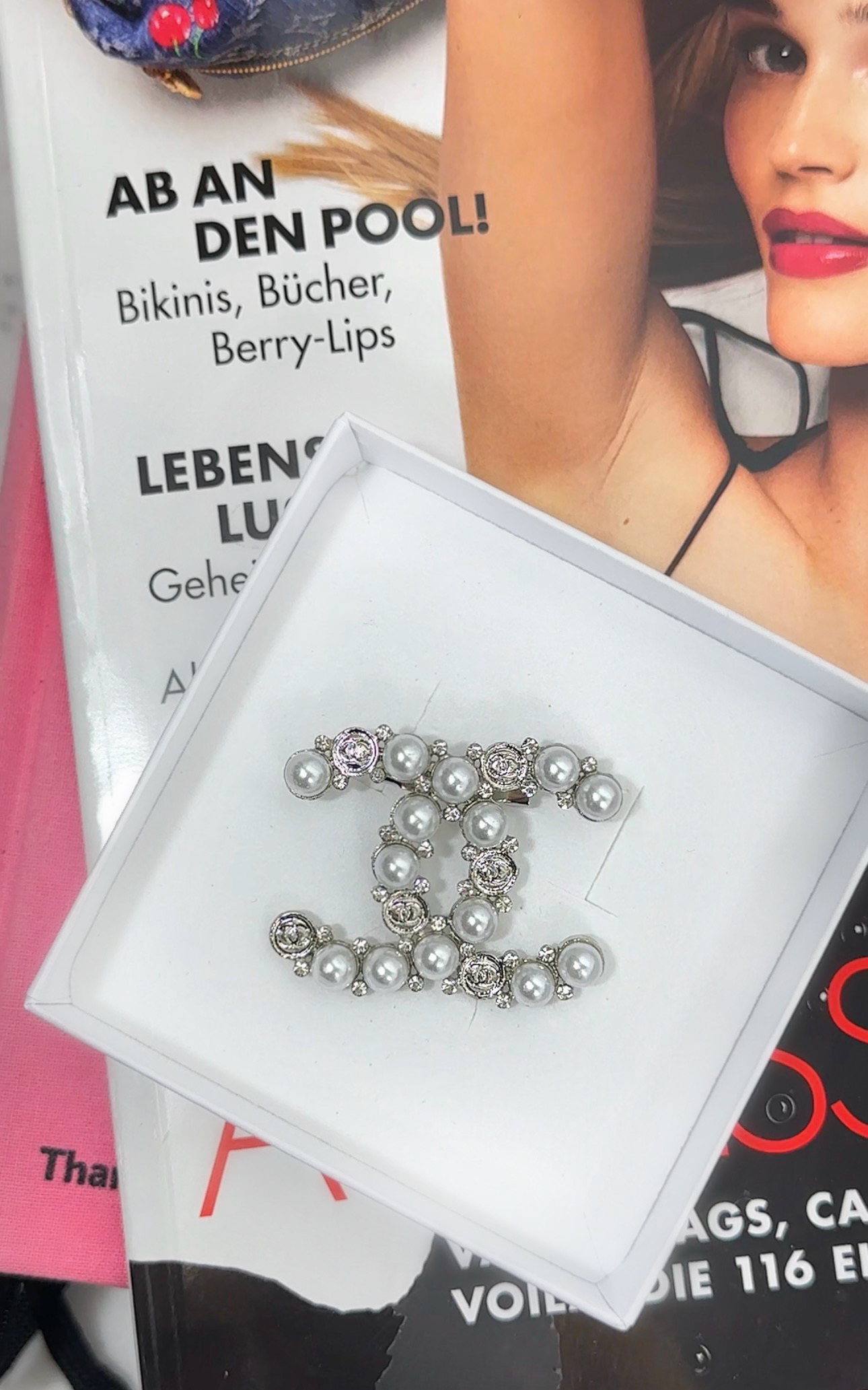 Brooch CC Designer Pearls Silver