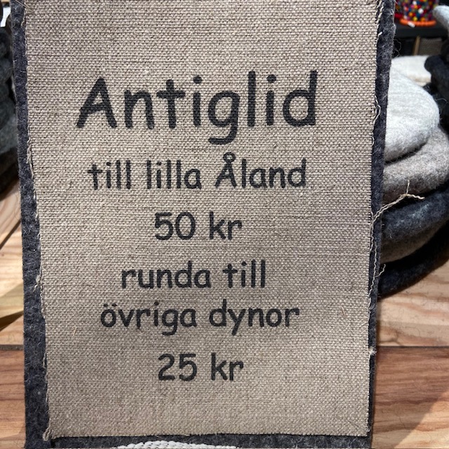 Handtovad mjuk sittdyna helt av ull till Lilla Åland i fem nyanser - 21
