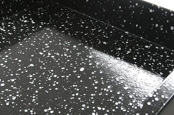 Enameled baking tray black GN2/1