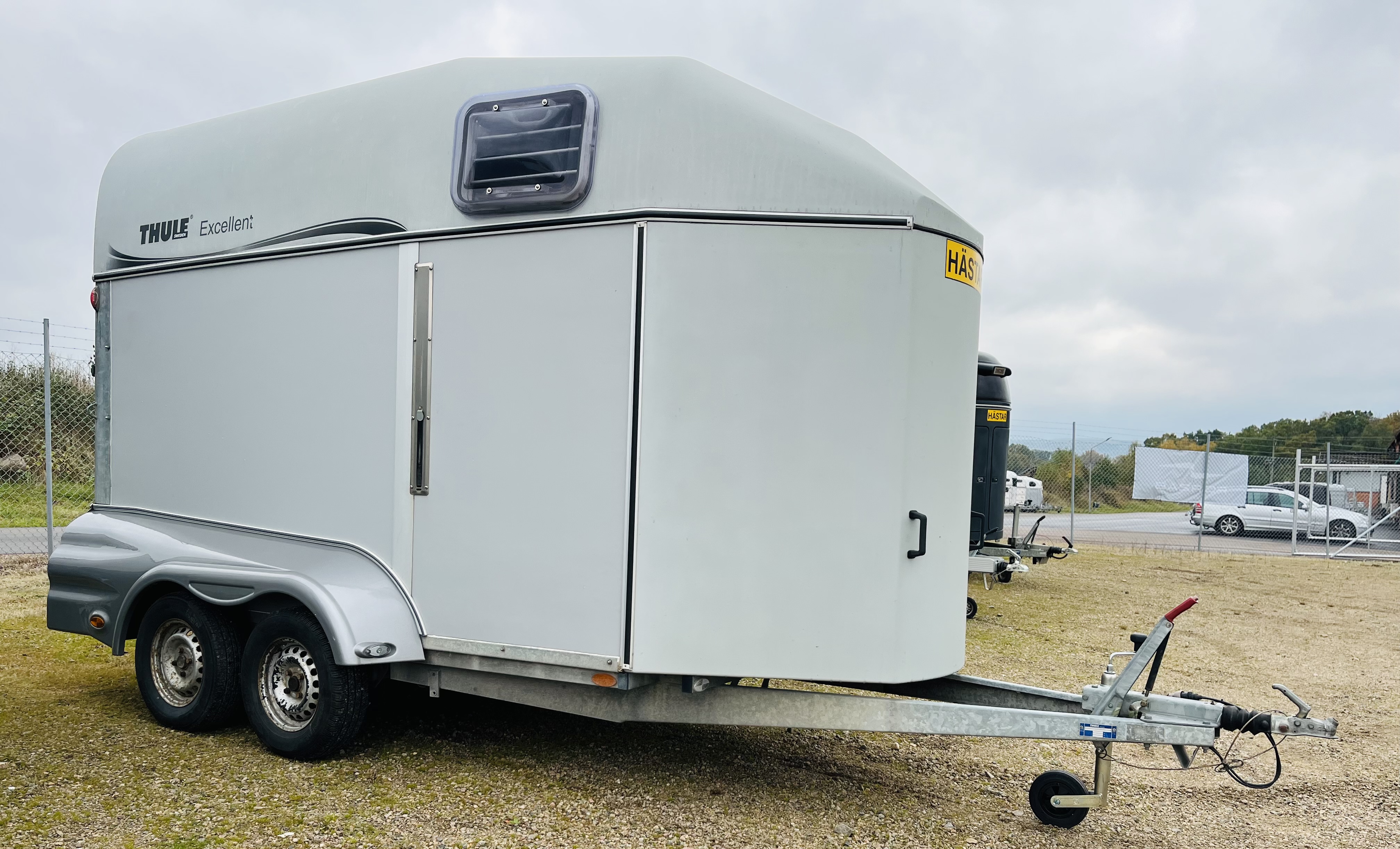 Thule Excellent ES150 med komposit golv XSZ251 46 000:- - 2
