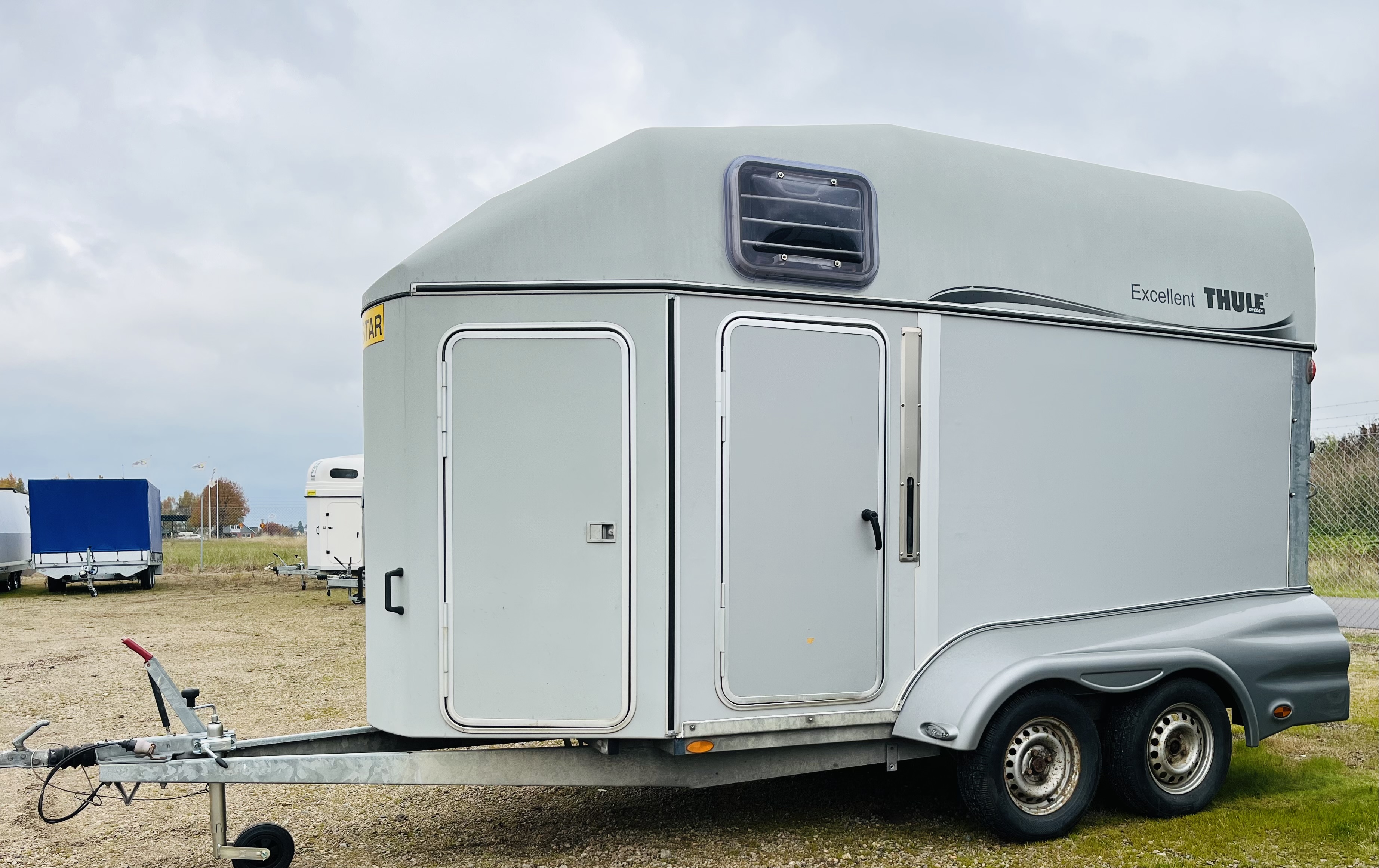 Thule Excellent ES150 med komposit golv XSZ251 46 000:-