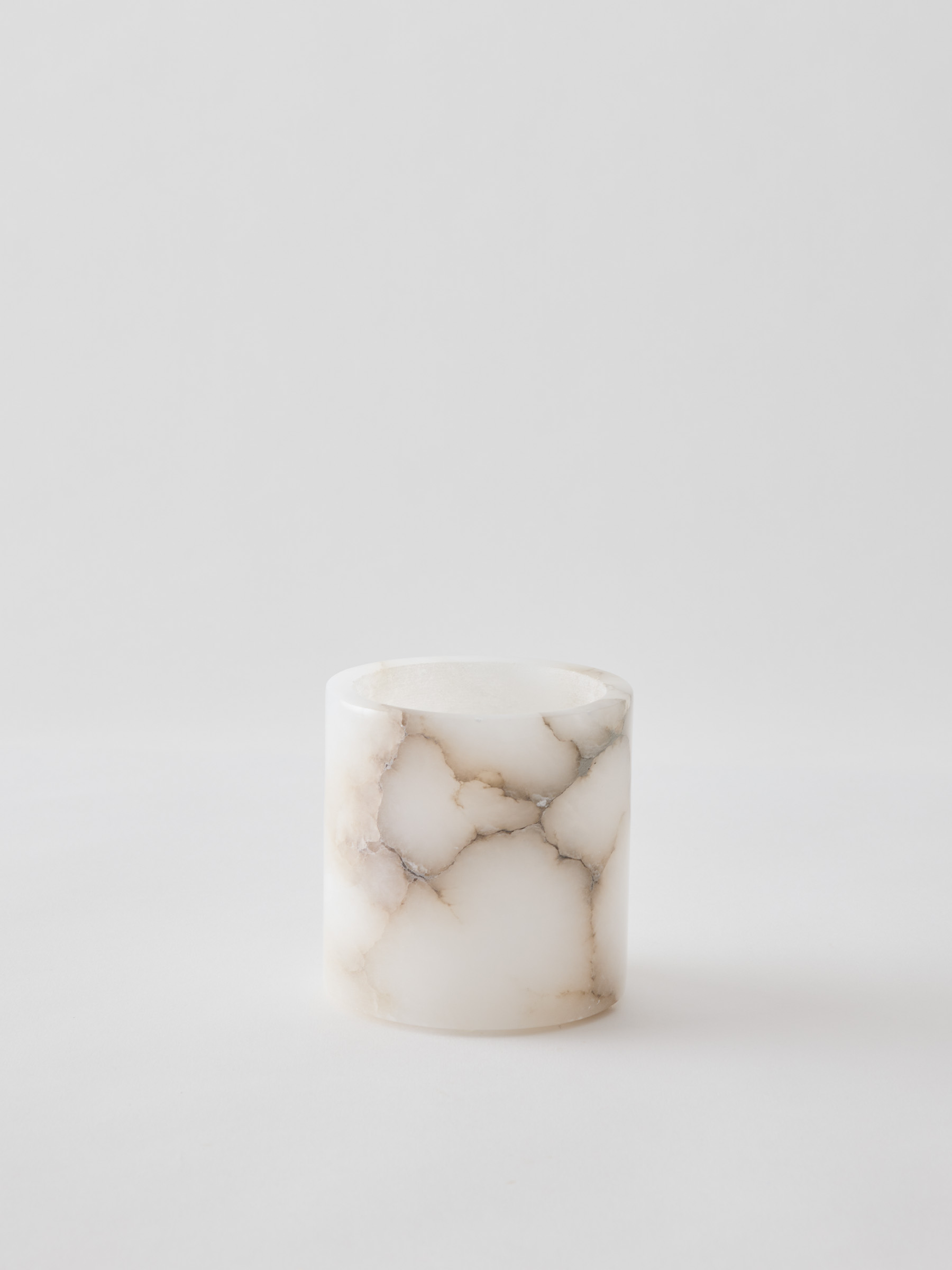 TELL ME MORE Ljuslykta i alabaster mellan - 2